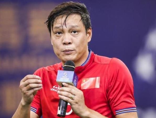 记者直言范志毅“范大将军”后再无人讲真话 新年首战国足1-2不敌中国香港