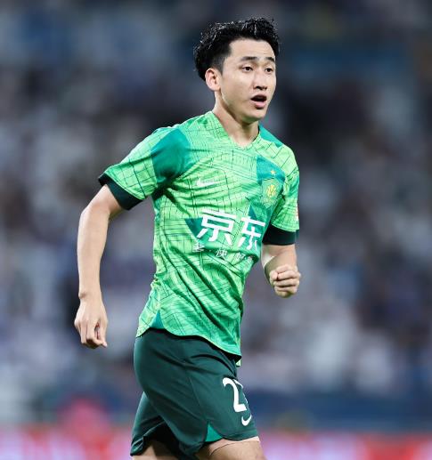 足球报回顾张源留洋经历:期间结识戴伟浚,此前在洛里什U19任队长 足球报回顾张源留洋经历:期间结识戴伟浚,此前在洛里什U19任队长