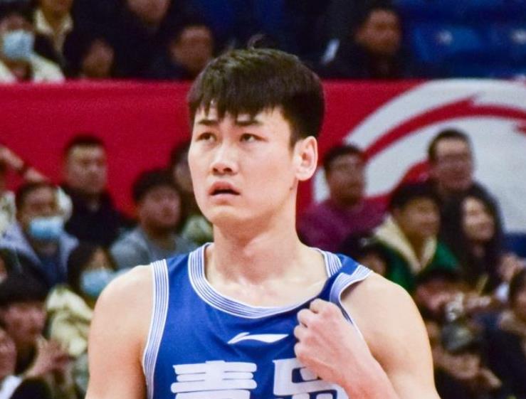 刘维伟:王睿泽入选全明星阵容实至名归,他是有能力的 刘维伟:王睿泽入选全明星阵容实至名归,他是有能力的