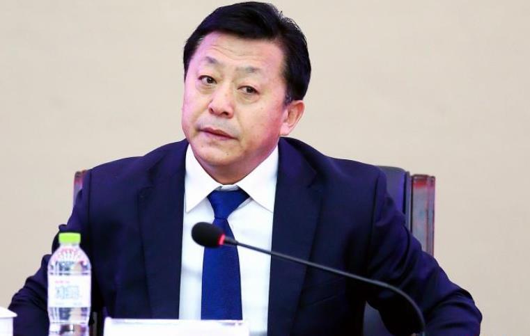 李璇:杜兆才涉案不仅是他在足协任内,在此前职位便有问题 李璇:杜兆才涉案不仅是他在足协任内,在此前职位便有问题