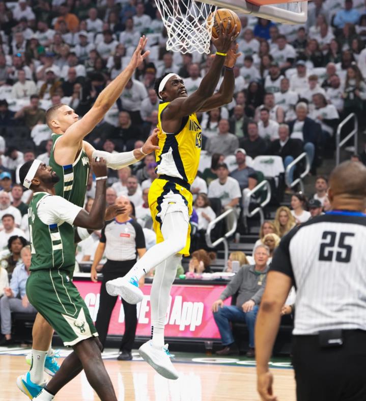NBA直播战报:步行者125-108雄鹿,西亚卡姆狂砍37分11板,步行者成功复仇 NBA直播战报:步行者125-108雄鹿,西亚卡姆狂砍37分11板,步行者成功复仇