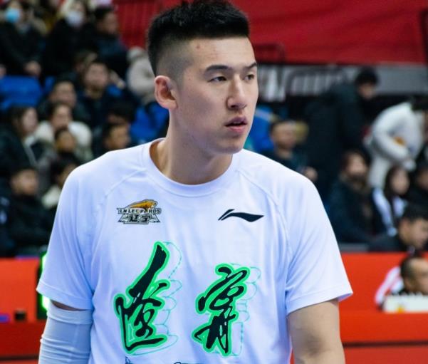 整场比赛狂飙16记三分球,无法阻止,真的无法阻止 整场比赛狂飙16记三分球,无法阻止,真的无法阻止
