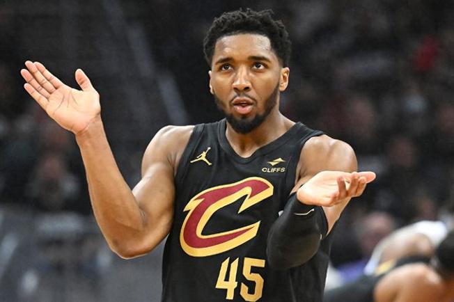 米切尔合同前程预测 明年续约能够取得天价合约 米切尔合同前程预测 明年续约能够取得天价合约