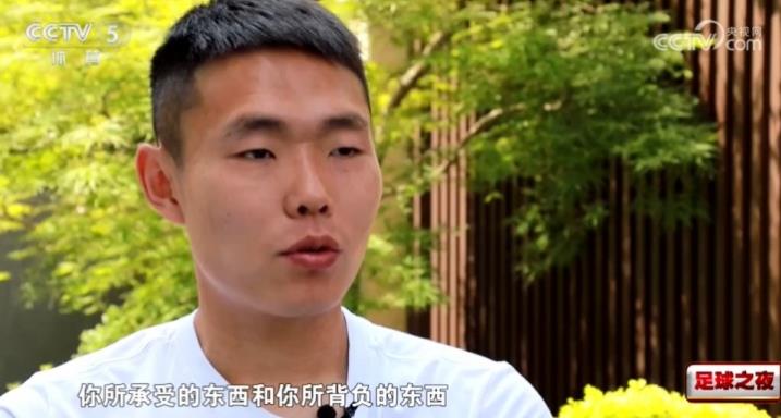 王上源表示,无论是在国家队还是在俱乐部,都要面对不同的挑战和压力,必须学会去应对和战胜它们。 王上源表示,无论是在国家队还是在俱乐部,都要面对不同的挑战和压力,必须学会去应对和战胜它们。