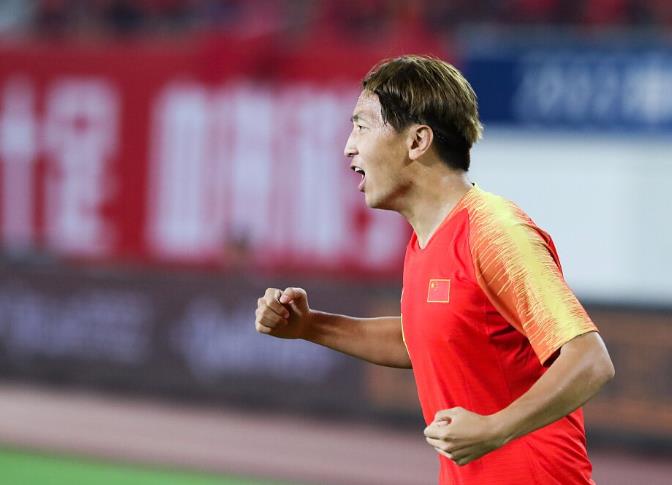 杨旭指出,目前的日本足球已经不再强调技术层面的讨论。 杨旭指出,目前的日本足球已经不再强调技术层面的讨论。
