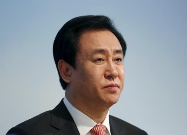香港媒体报道:由于53亿人民币的违约事件,许家印在香港面临法律诉讼 香港媒体报道:由于53亿人民币的违约事件,许家印在香港面临法律诉讼