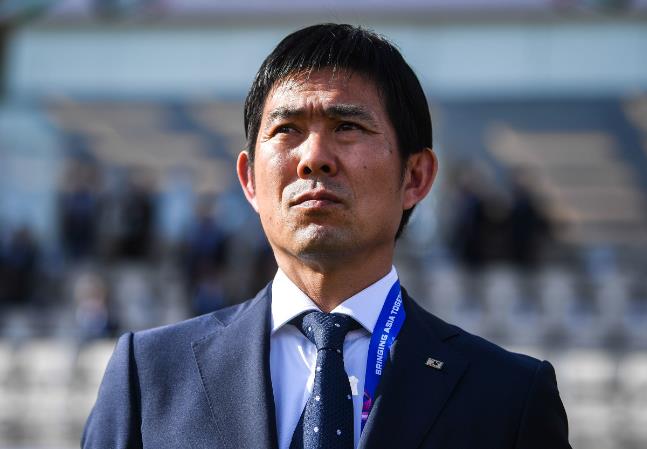 森保一对佐野海舟的性侵事件表示:“我不清楚该如何评论,只能说感到十分惋惜。” 森保一对佐野海舟的性侵事件表示:“我不清楚该如何评论,只能说感到十分惋惜。”